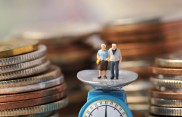 退休老人理财实战：3.7%还是4.3%？35天短期怎么选