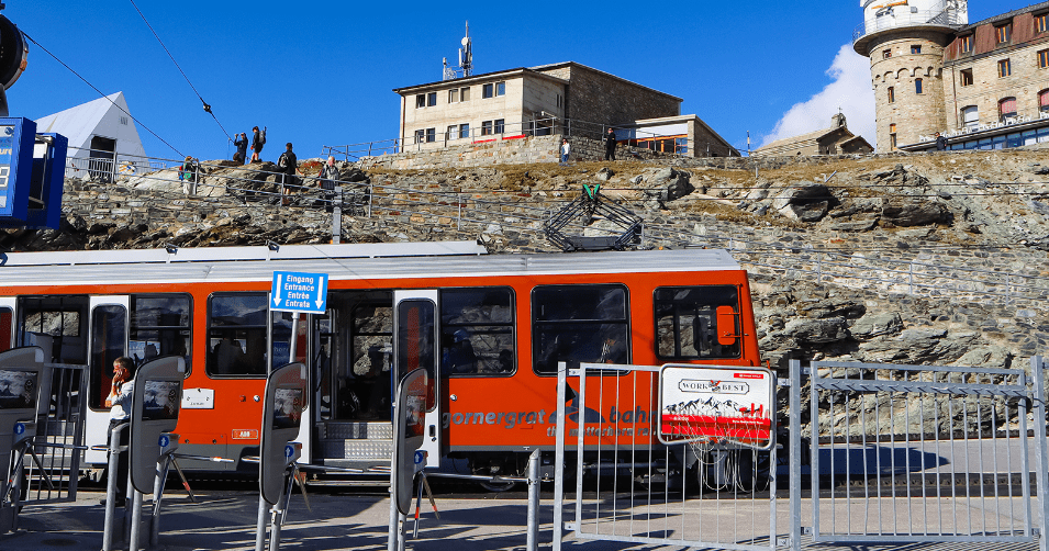 国内期货开户_期货期权开户流程_股指期权功能与影响