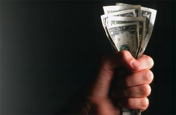 一万元如何理财_小额投资窍门_一万块钱怎样理财