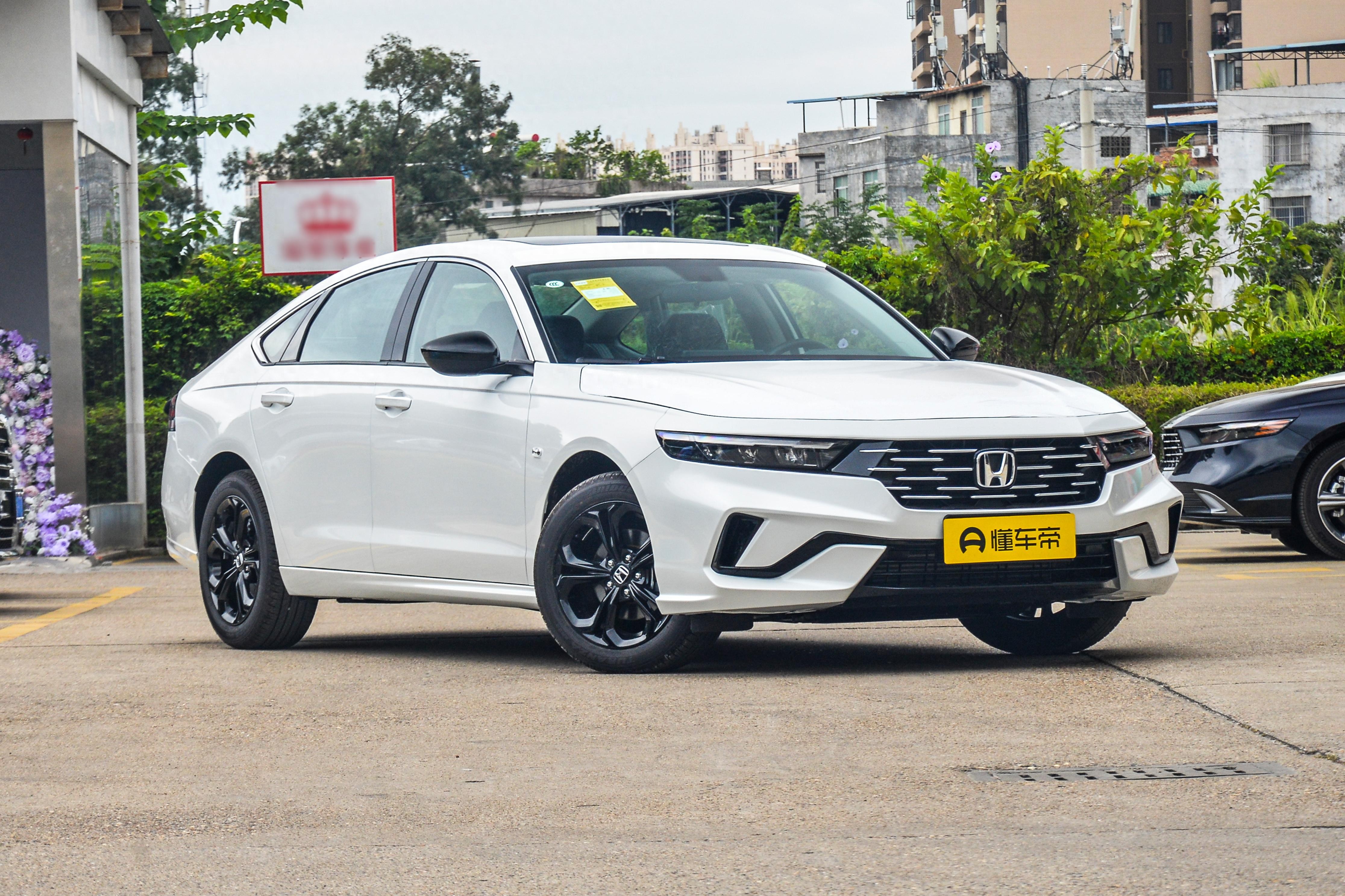 深圳购车贷款手续费_金融服务费砍价技巧_贷款买车隐藏费用